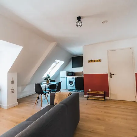 T2 Hyper-centre Apartament